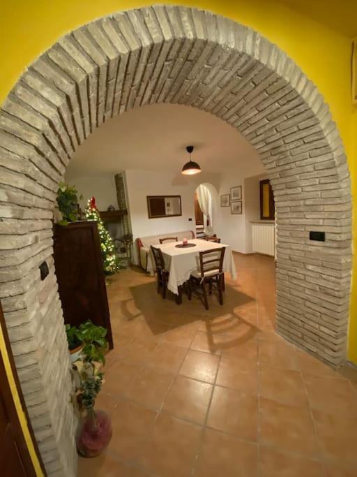 פוליניו Casa Vacanze Fonte Del Menotre מראה חיצוני תמונה
